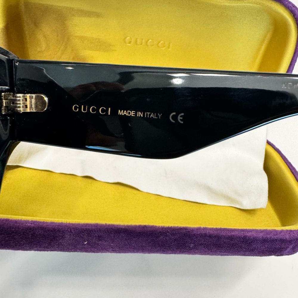Gucci GG0808S 001 Butterfly Designer Oversized Women's Sunglasses Black Tinted - Picture 6 of 9